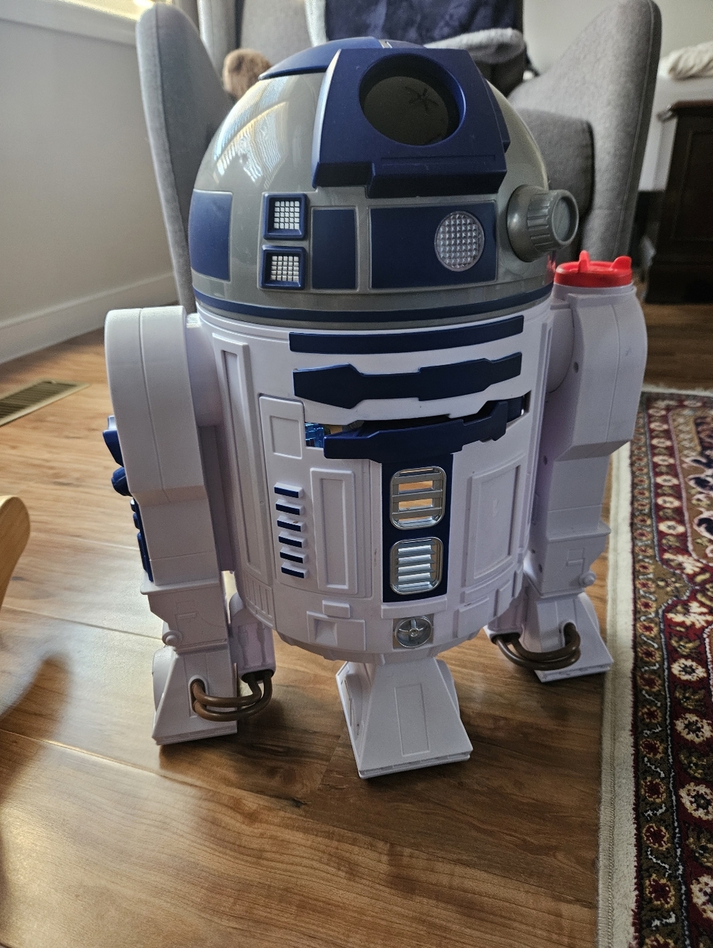Star Wars R2-D2 Blue, White & Gray Interactive Droid Toy Imaginext